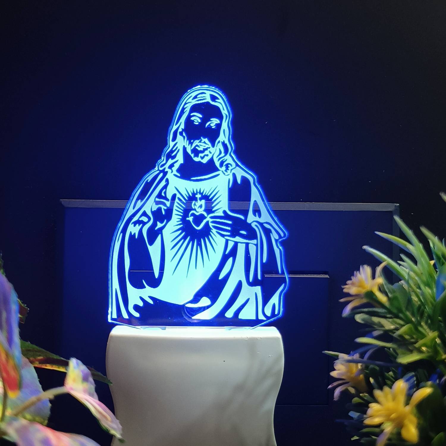 Robin JESUS 3D Acrylic Illusion RGB 7 Colour Changing LED Plug n