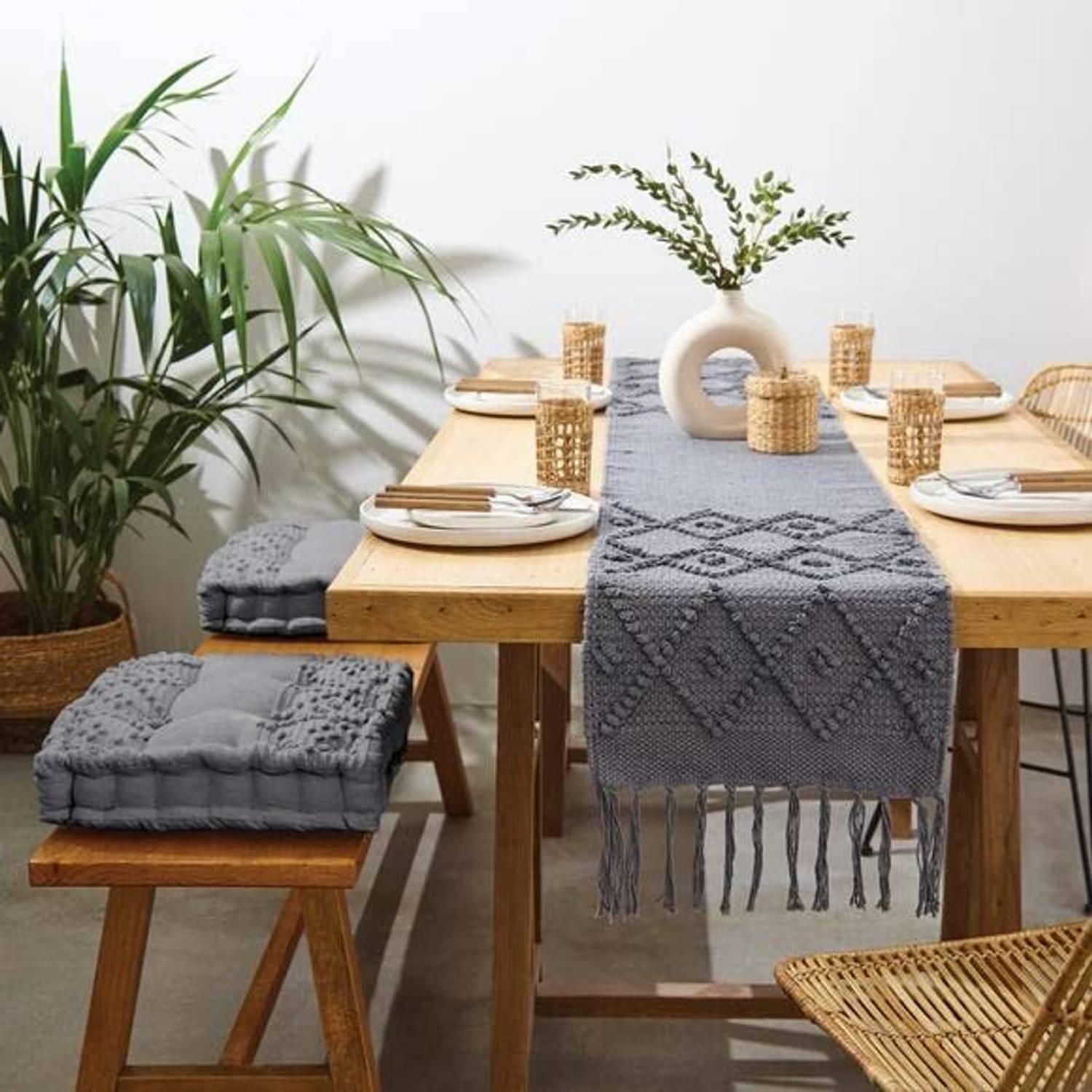 Bloomtex Grey 137 cm Reversible Table Runner