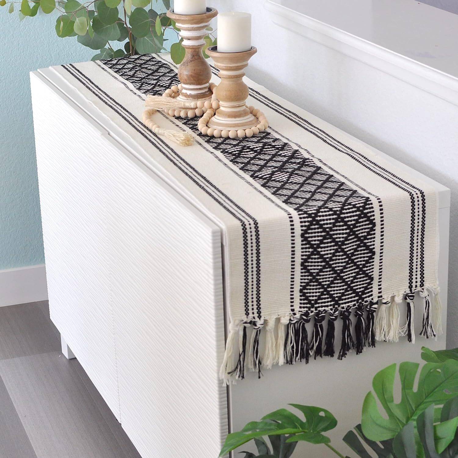 Bloomtex Black 137 cm Reversible Table Runner