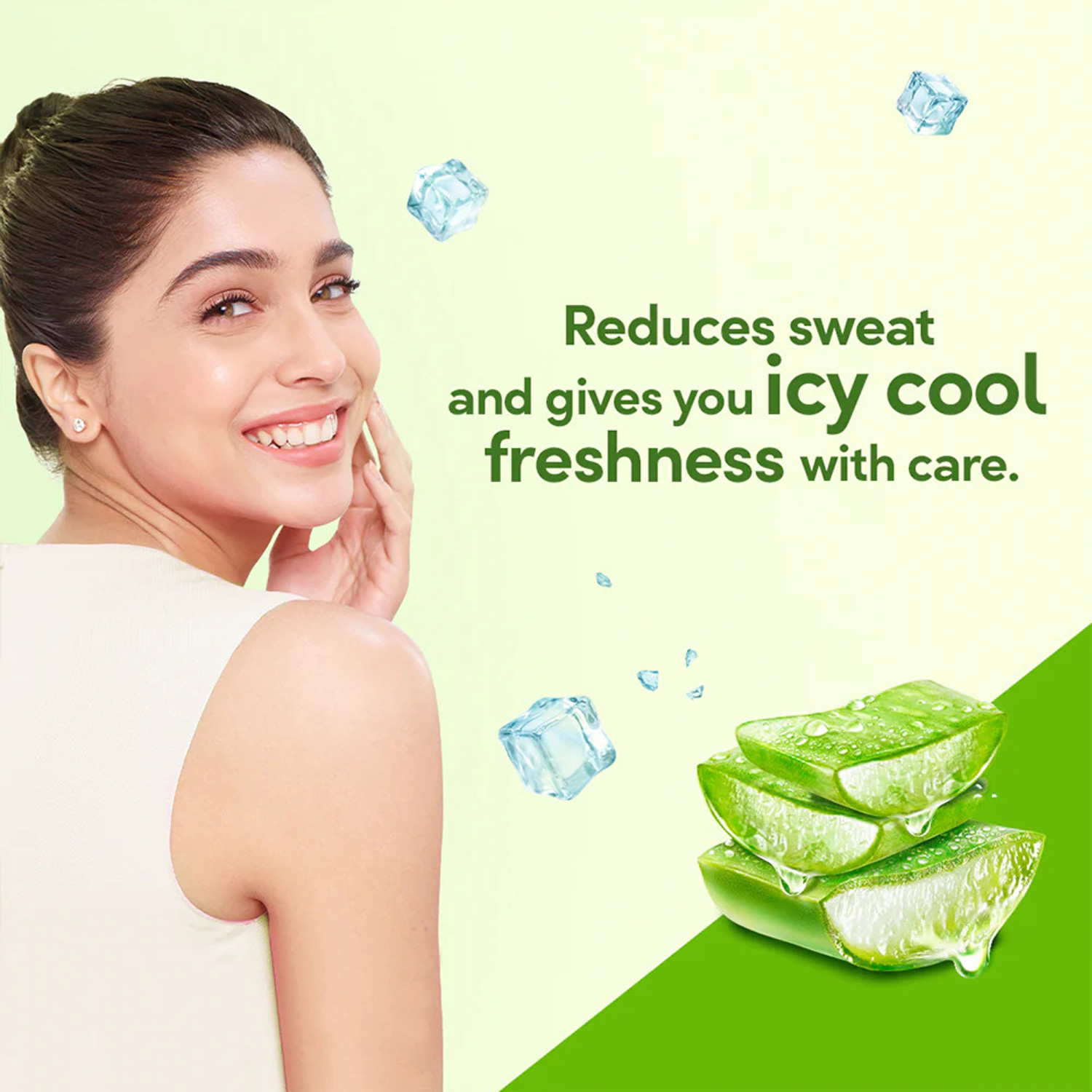 Image of POND's Aloe Cooling Talcum