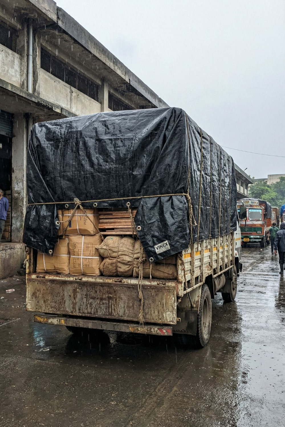Image of Vinex 24ft X 18ft, 170GSM | Heavy Duty Water Proof Tarpaulin Sheet | Tirpal, Tadpatri Tent - For Transportation Covers