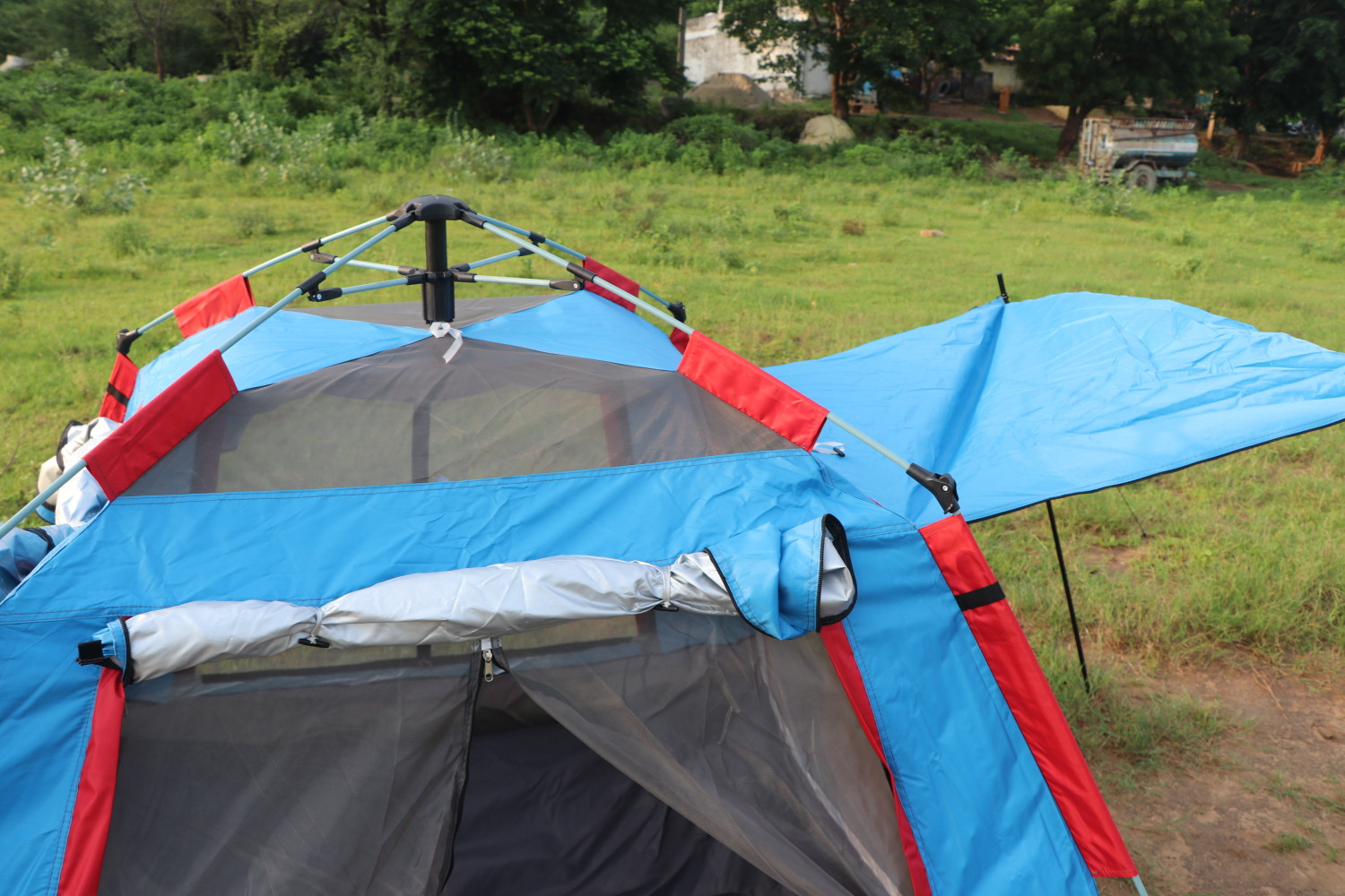 Image of Nawbeda Big-bird Tent - For Summer, Winter