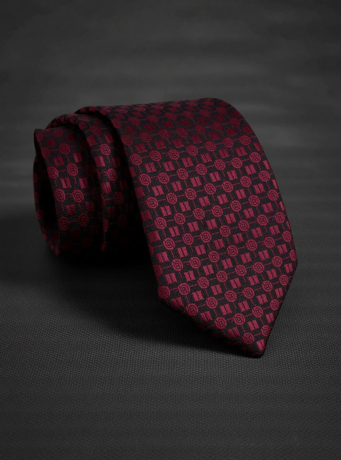 Image of CALIXTO Self Design Tie