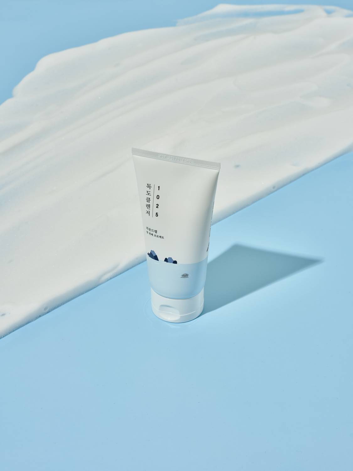 1025 DOKDO Cleanser Gentle Daily Foam Cleanser for Clear and Fresh Skin Men & Women - Image 2