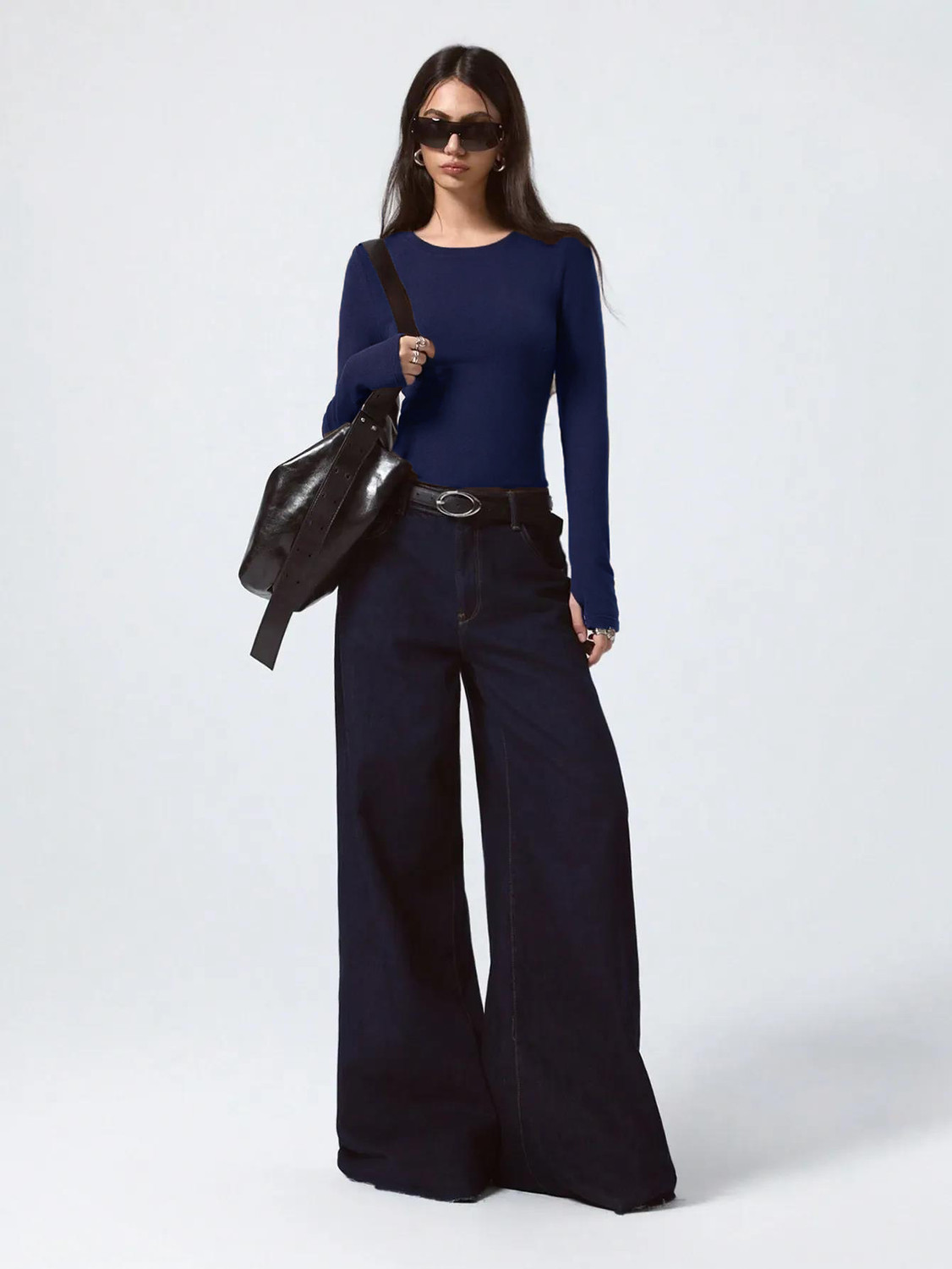 Image of KOTTY Solid Women Round Neck Navy Blue T-Shirt