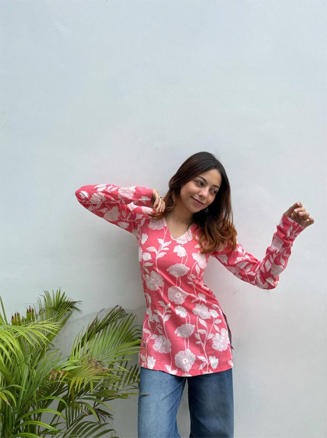 Lugru Collection Women Printed Straight Kurta