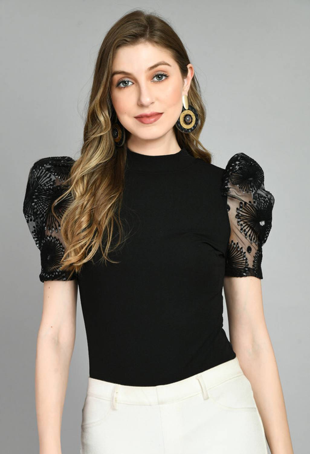 Arbiter Collection Casual Solid Women Black Top