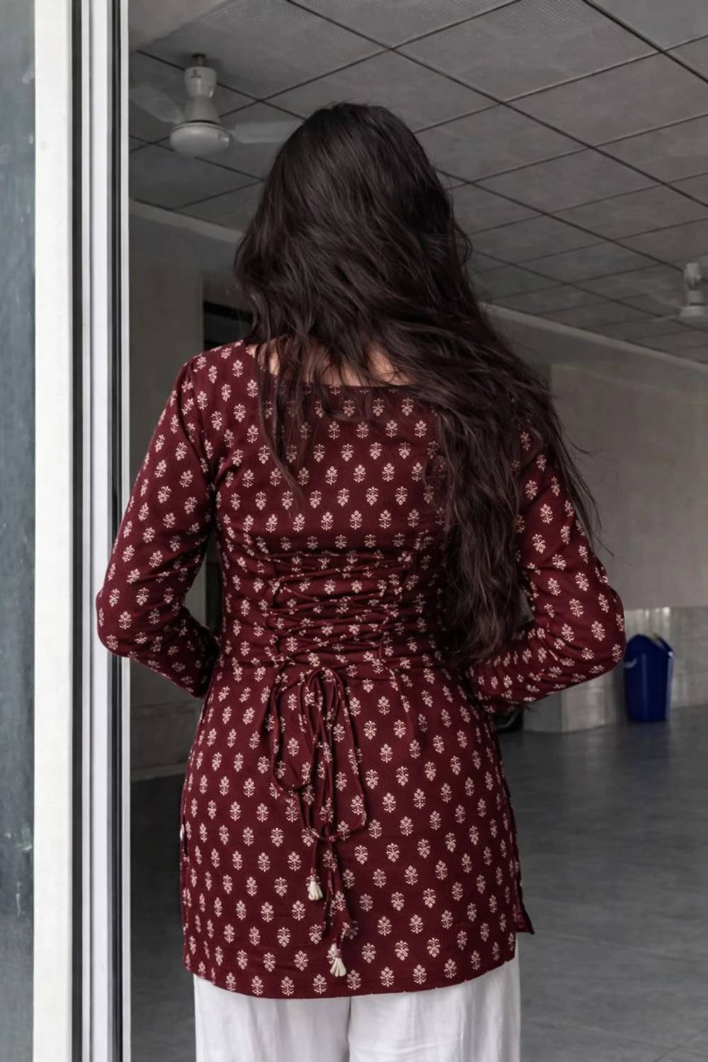 KURTIANDKUNDAN Women Printed Straight Kurta - Image 2