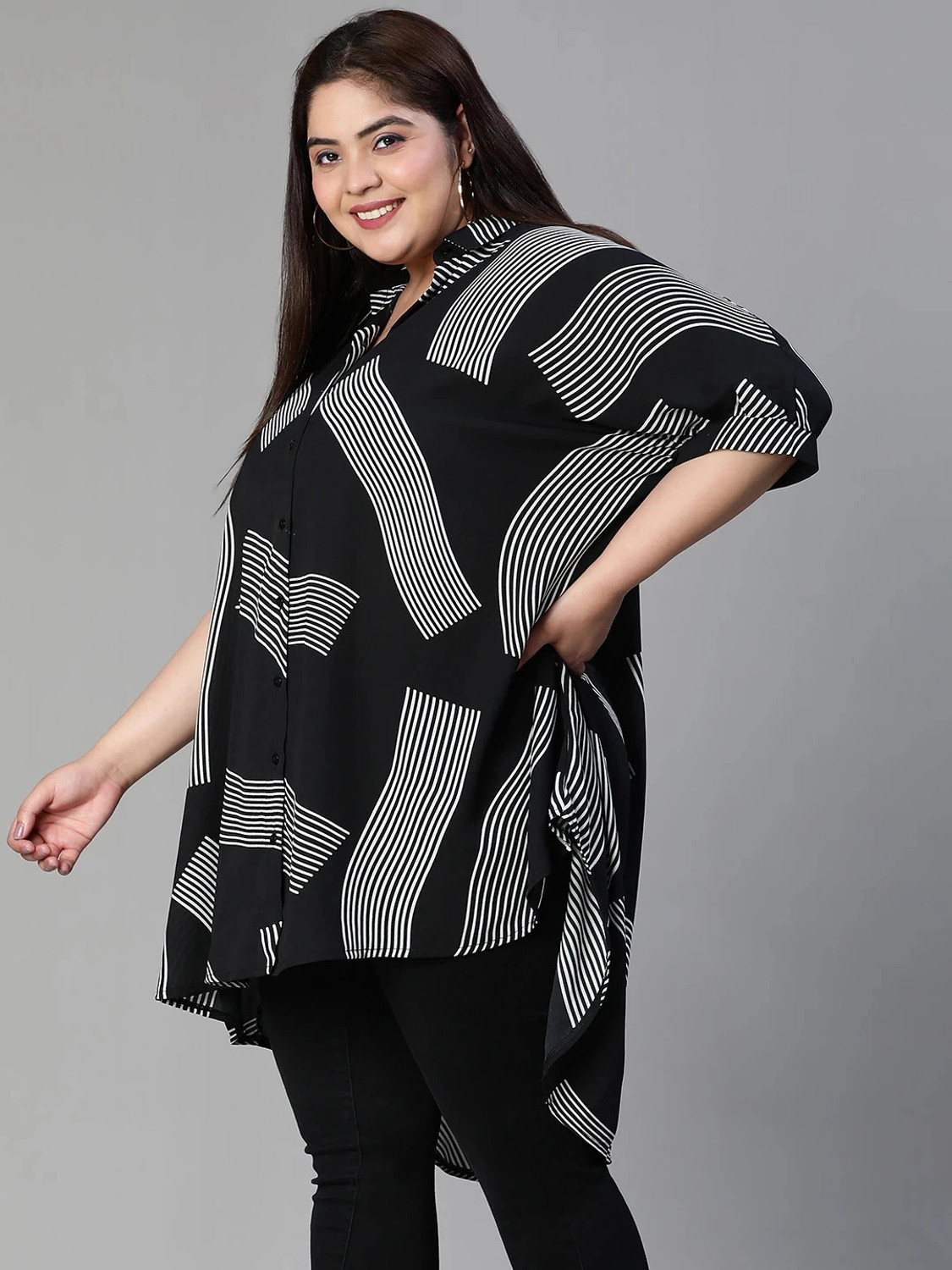 Image of OXOLLOXO Casual Printed Women Black, White Top