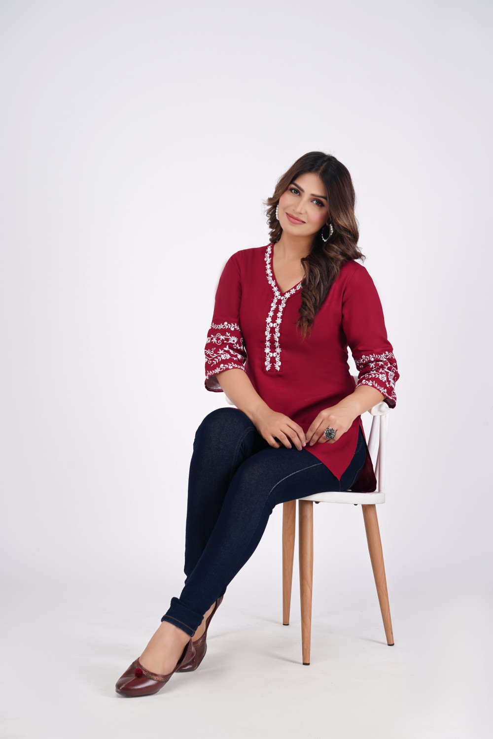 Image of Emica Women Embroidered Straight Kurta