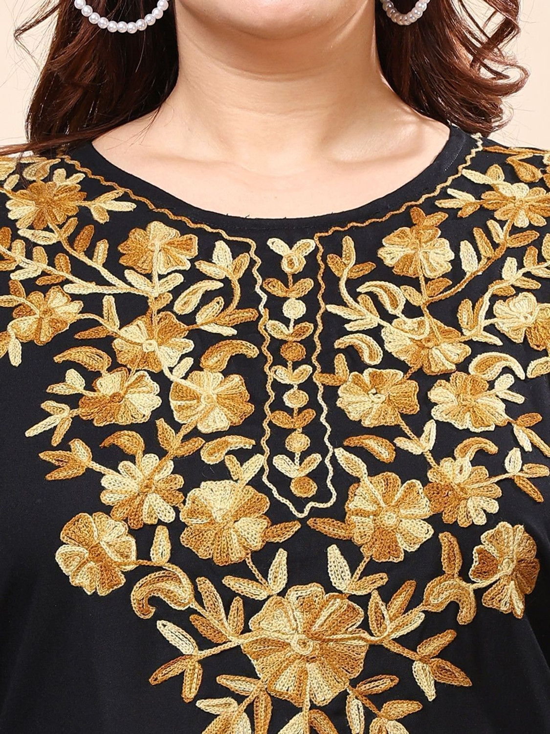 Image of VAAMII Casual Embroidered Women Black Top