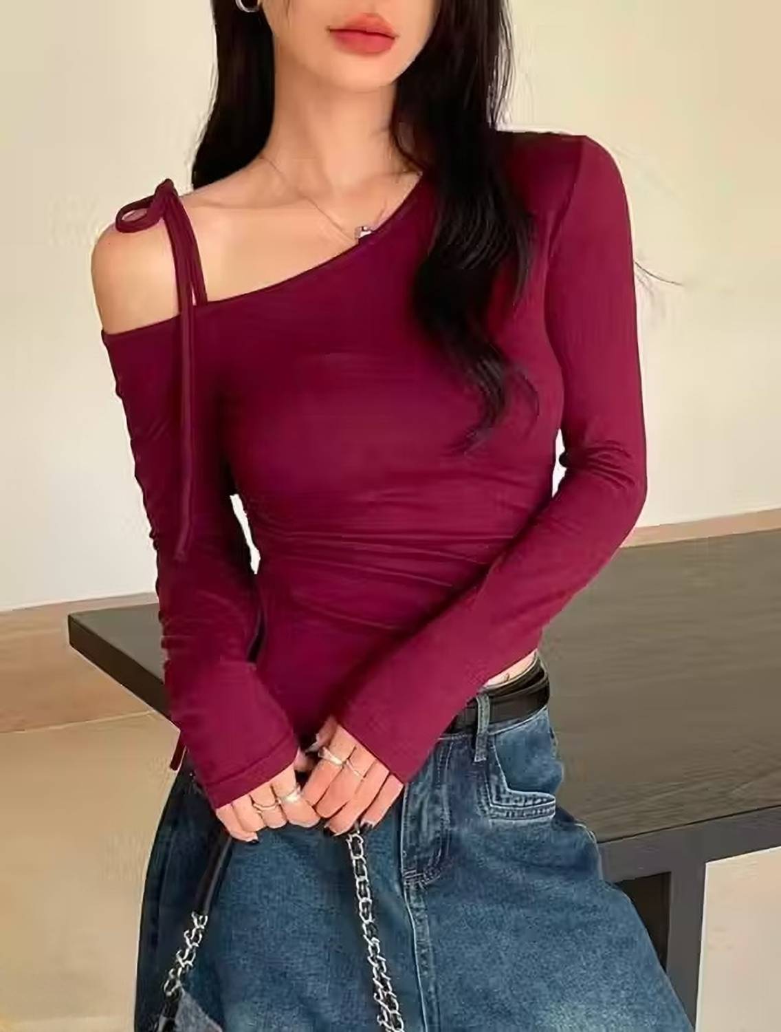 Casual One Shoulder Sleeves Solid Women Maroon Top