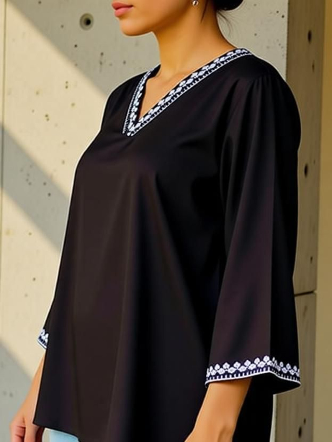 Image of JR JEZREEL Casual Solid Women Black Top