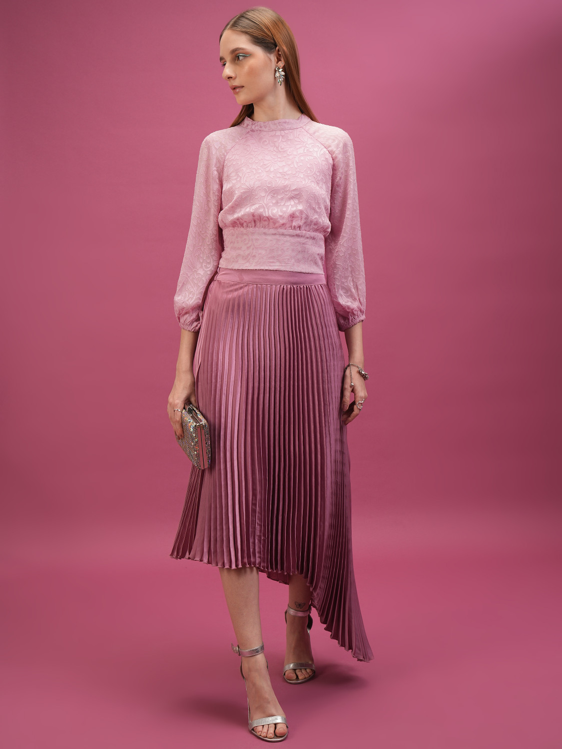 Image of Tokyo Talkies Casual Solid Women Pink Top