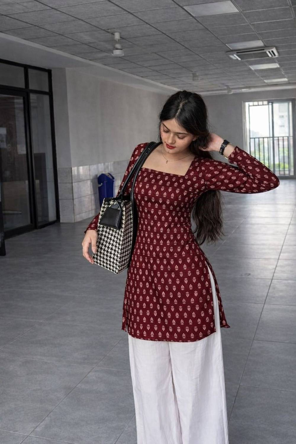 Da vastraagaar Casual Printed Women Maroon Top