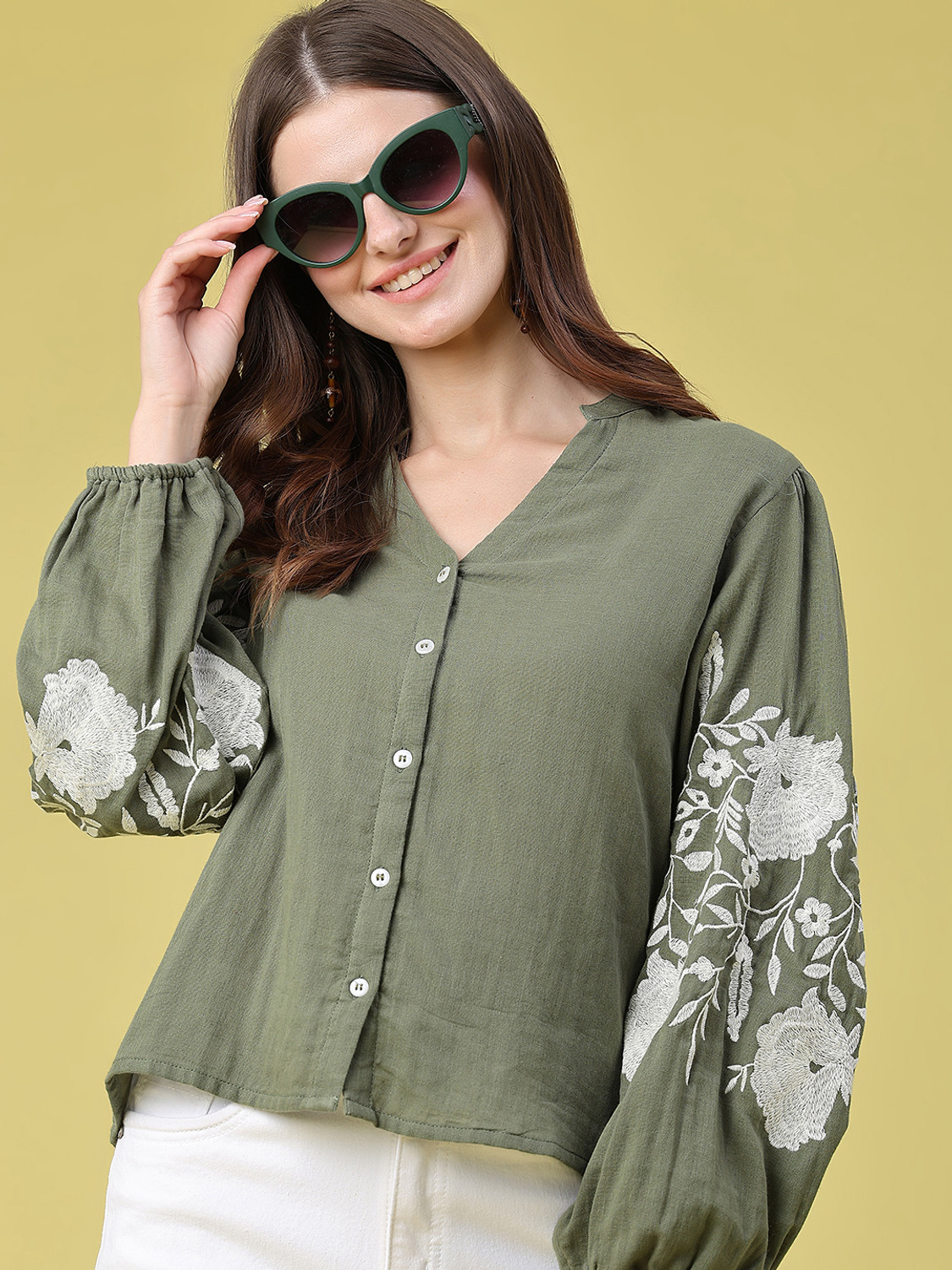 Image of LIMEROAD Casual Embroidered Women Green Top