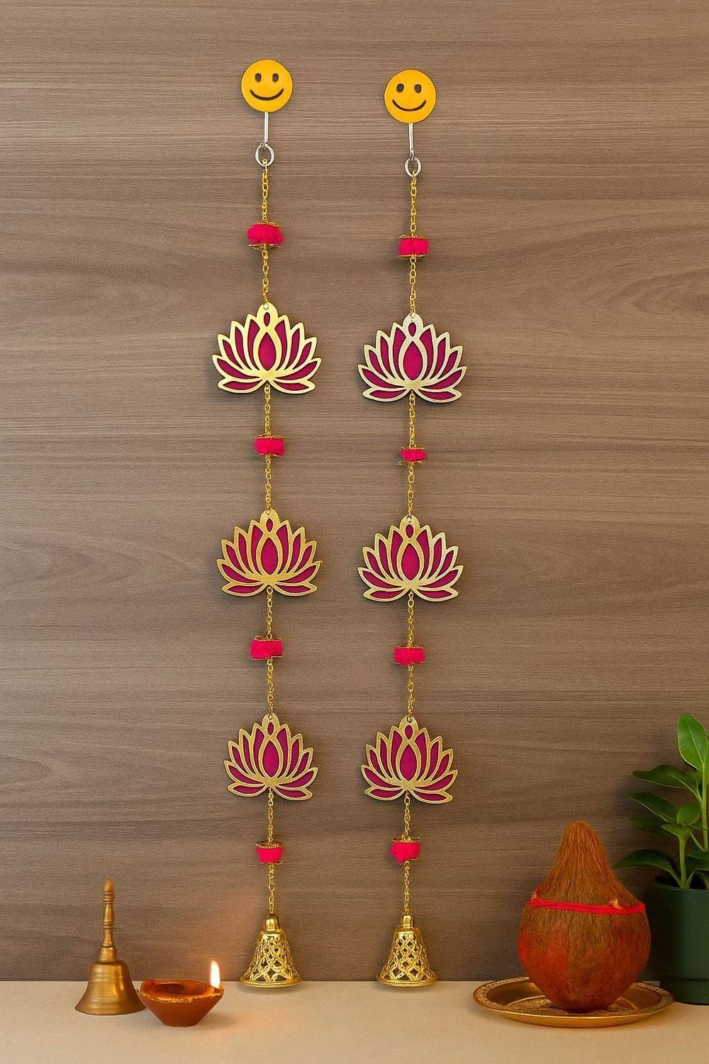 BDRMKH PACK OF 2 Lotus with Bell Toran