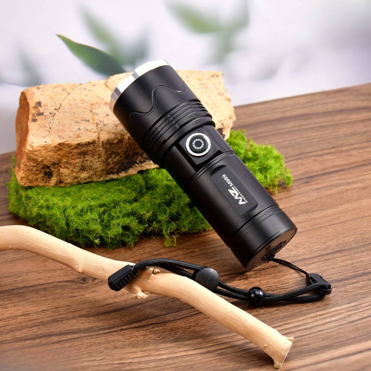 MZ M989- ZOOMABLE METAL TORCH-3 Modes Flashlight, Super Bright
