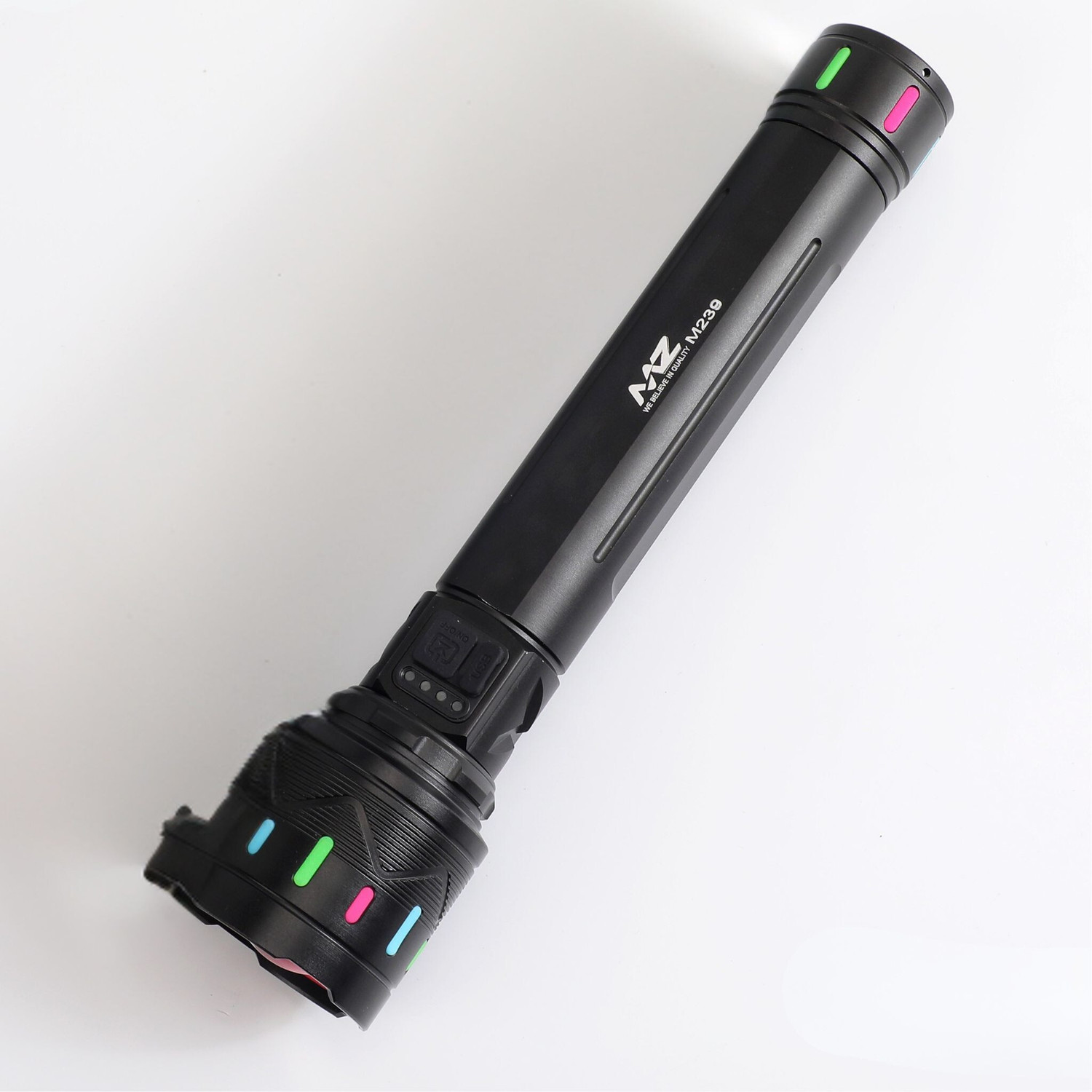Image of MZ M239 (RECHARGEABLE LED METAL TORCH) Zoomable 200W with 3000mAh Battery Torch