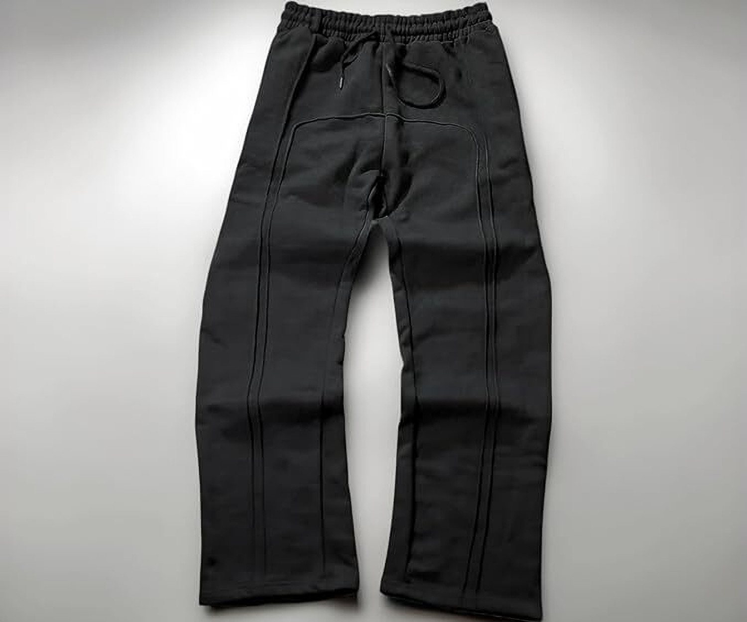 Image of Be Savage Solid Men Black Track Pants