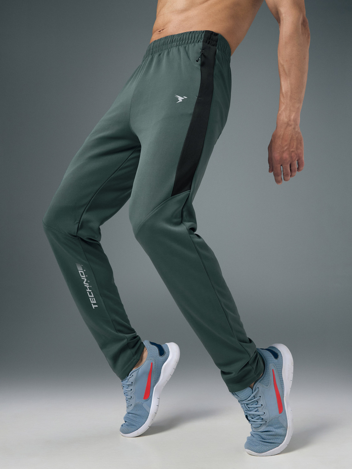 Image of TECHNOSPORT Colorblock Men Green Track Pants