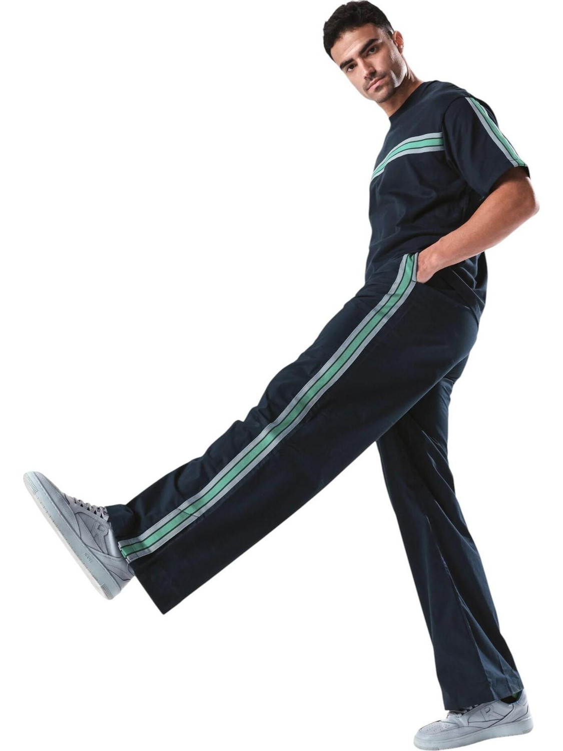 Image of RARE RABBIT Solid Men Dark Blue Track Pants