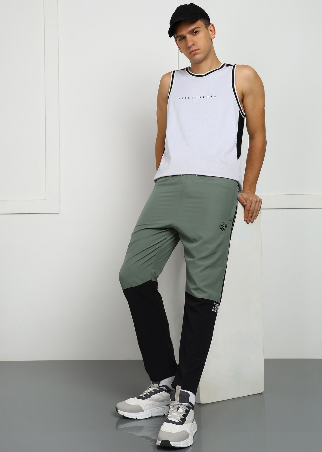 Image of GNOCKFACE Colorblock Men Green, Black Track Pants