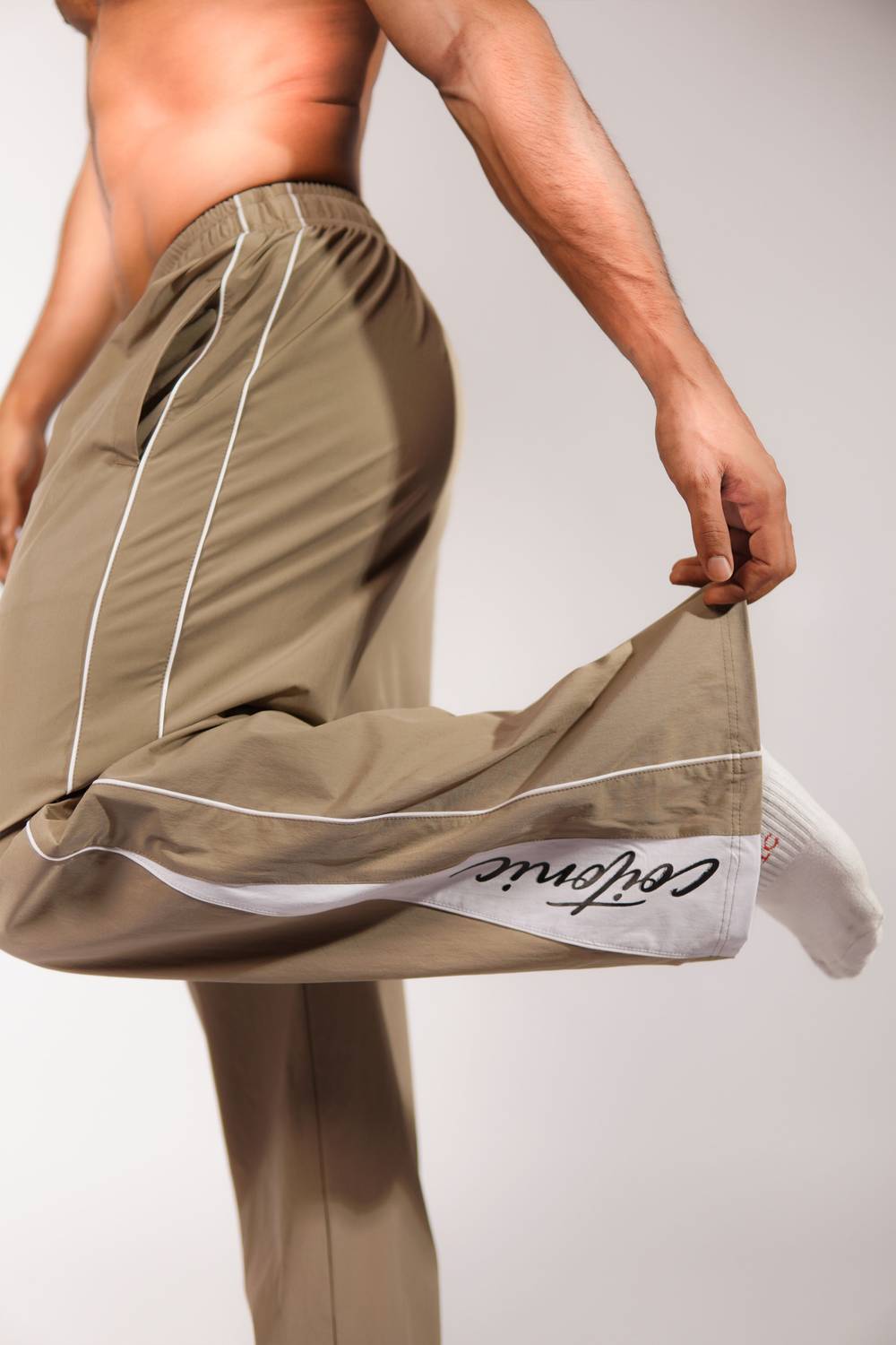 COITONIC Printed Men Brown Track Pants - Image 4