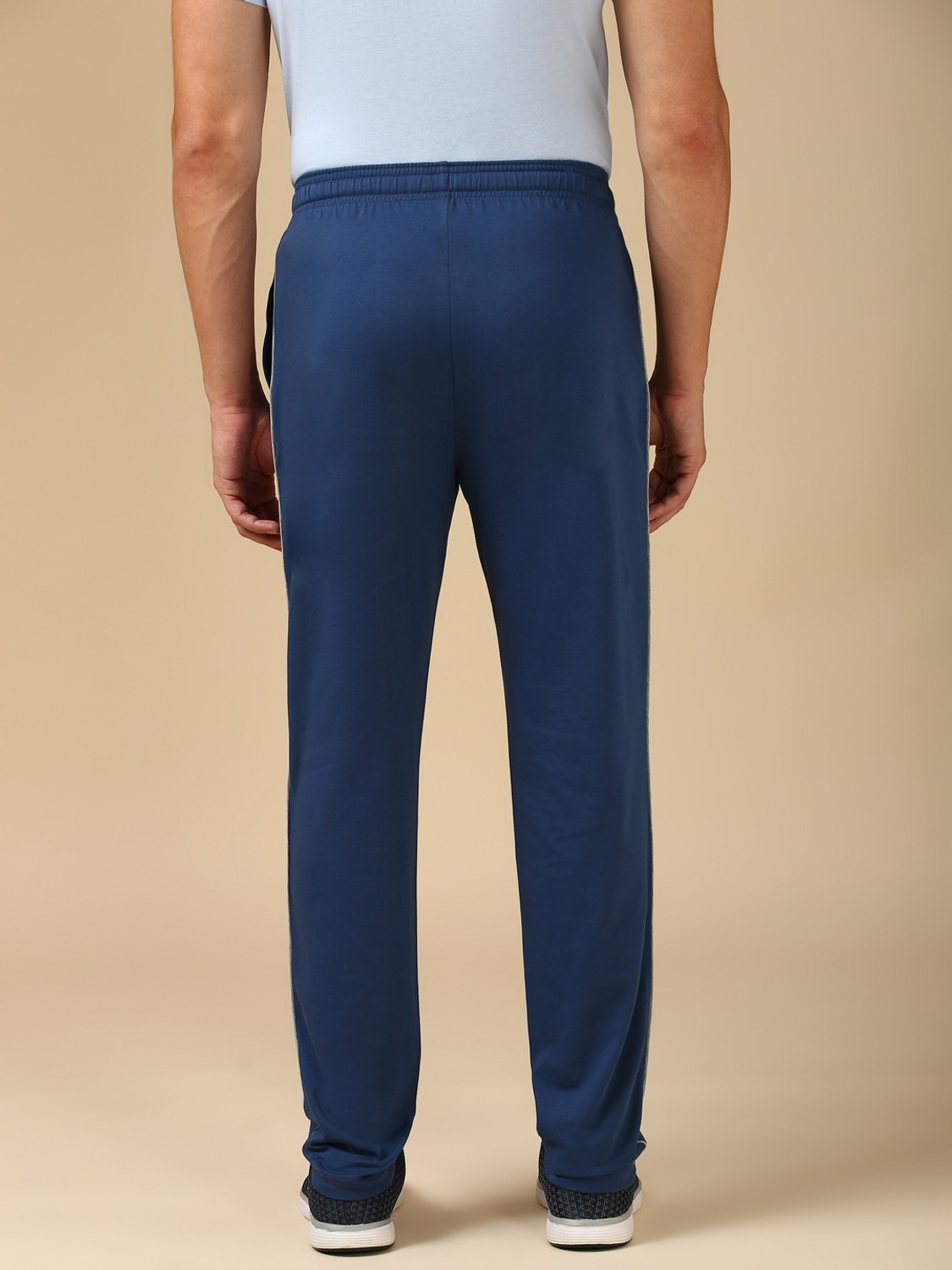 Image of VAN HEUSEN Solid Men Blue Track Pants