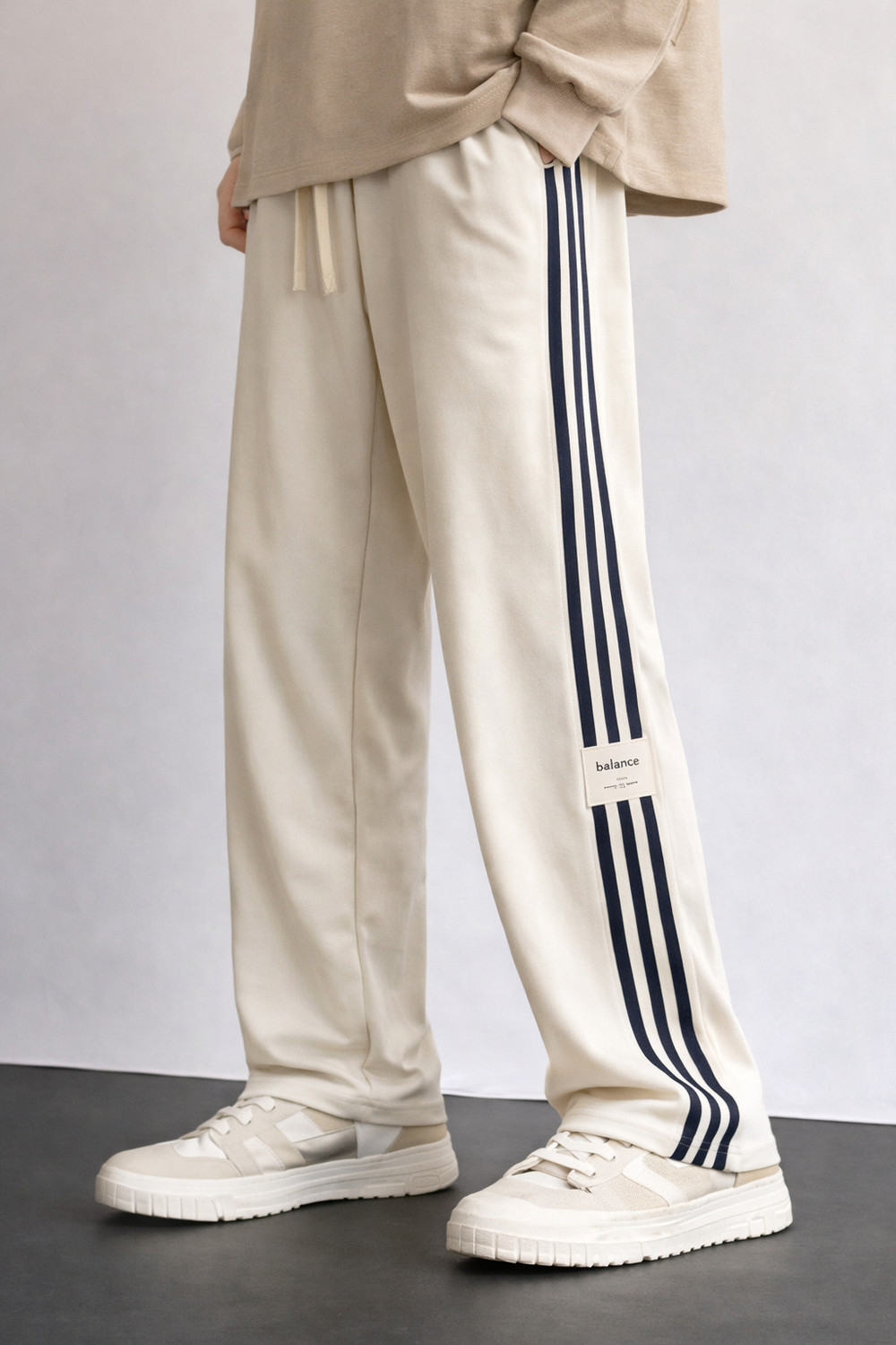 Image of Joggers Park Striped Men Beige Track Pants