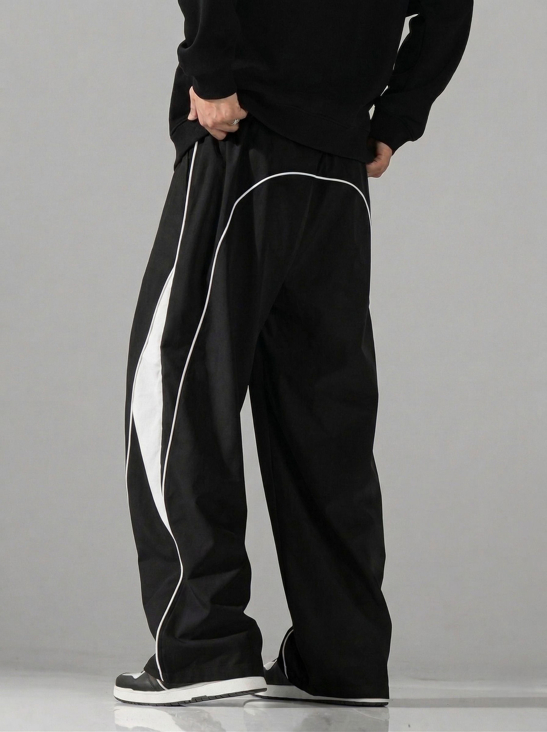 Image of MODESHIFT Striped Men White, Black Track Pants