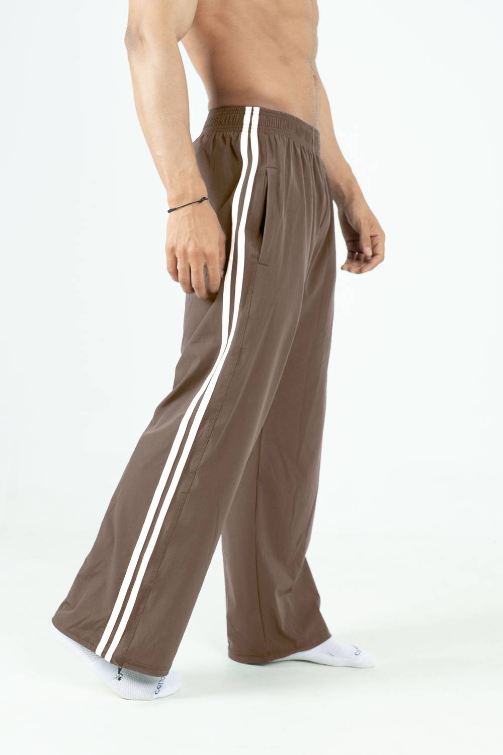 COITONIC Solid Men Brown Track Pants - Image 2