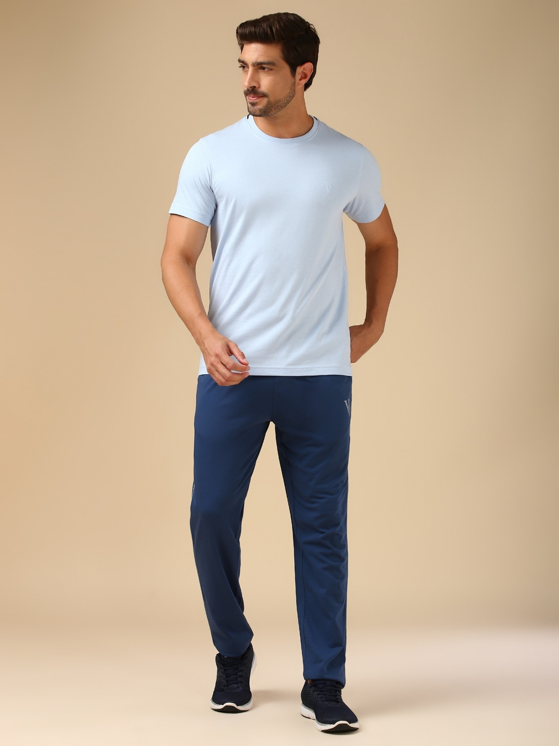 Image of VAN HEUSEN Solid Men Blue Track Pants