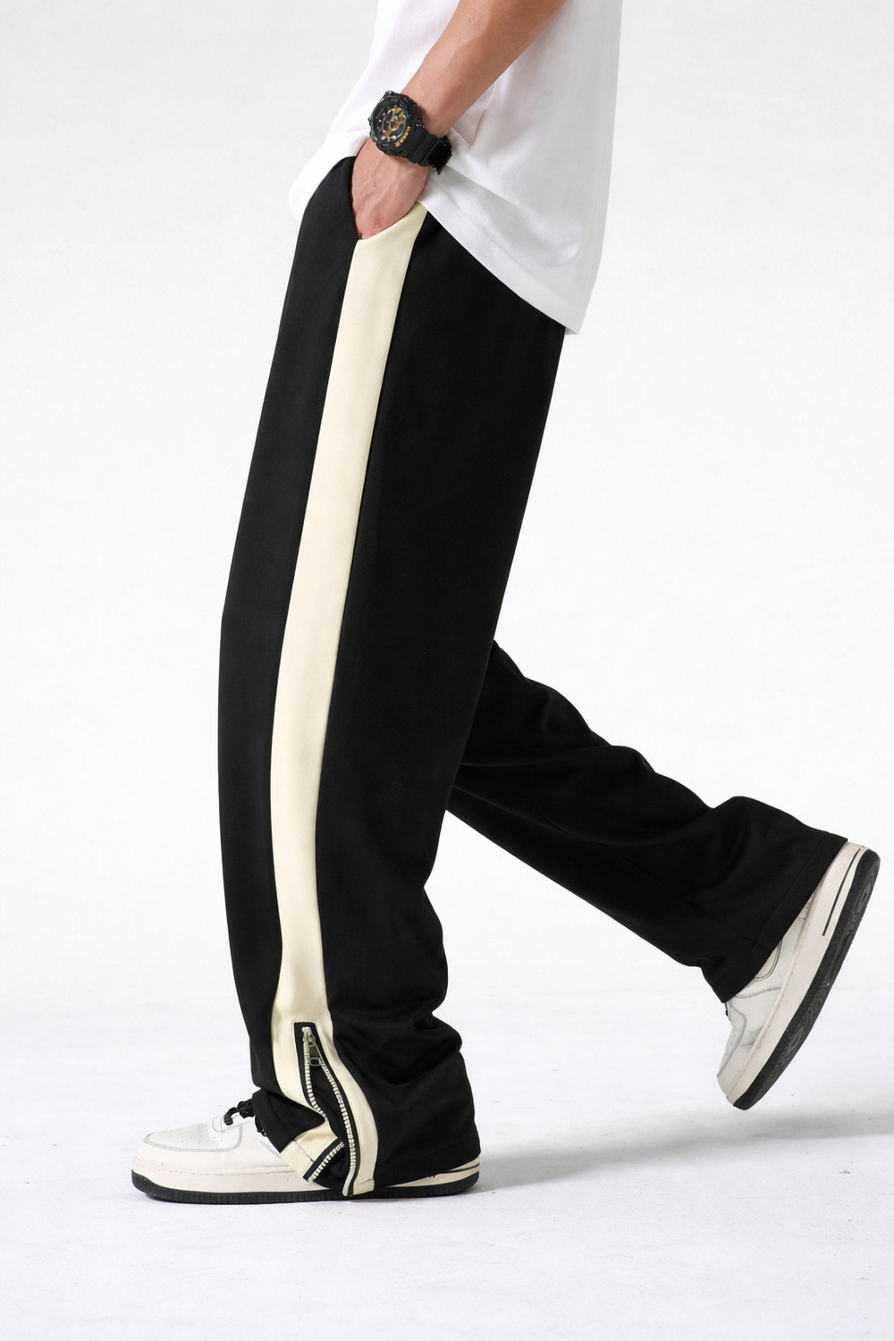 Image of Vontade Striped Men Black Track Pants