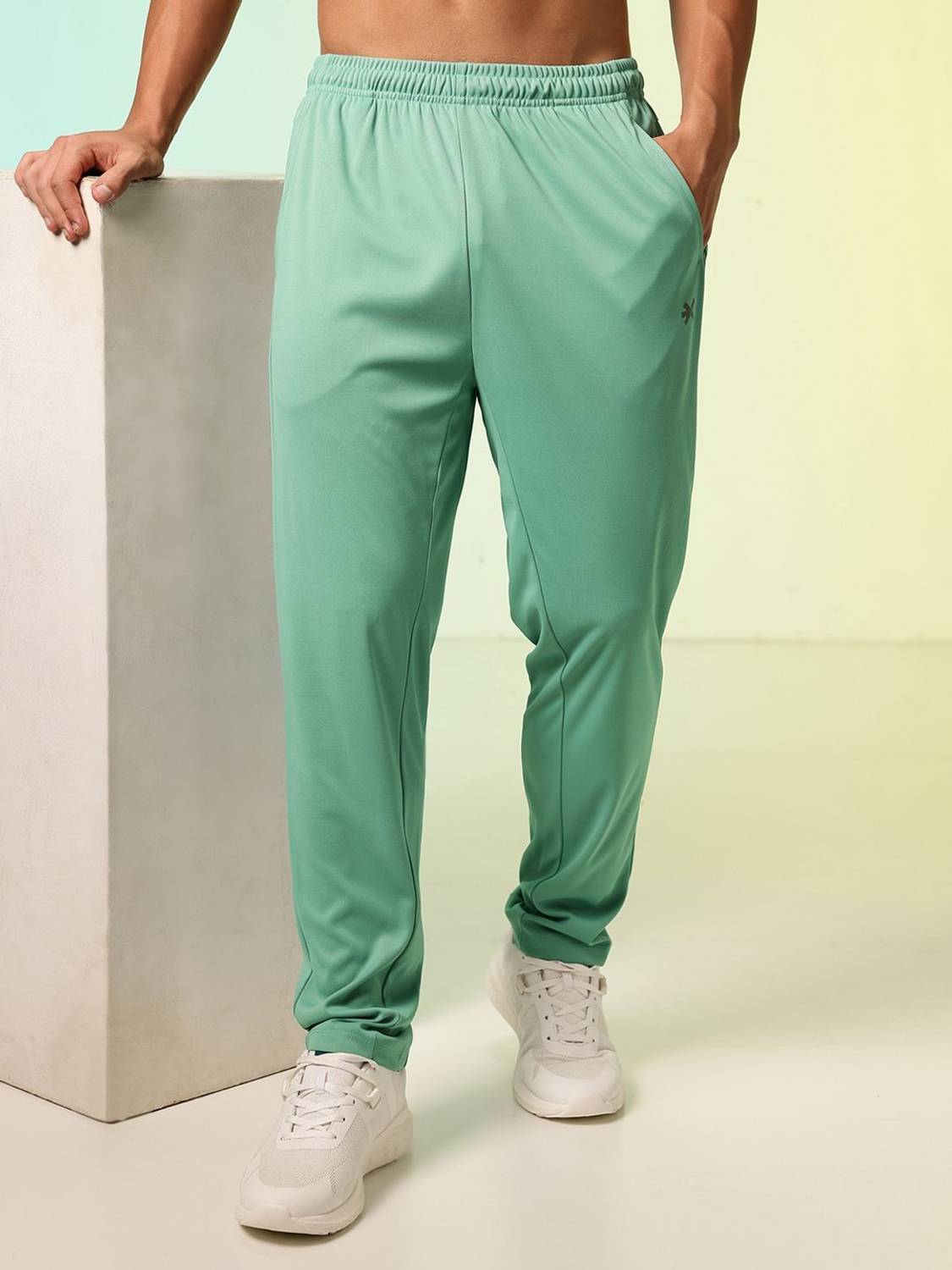 HRX by Hrithik Roshan Solid Men Green Track Pants - Buy HRX by