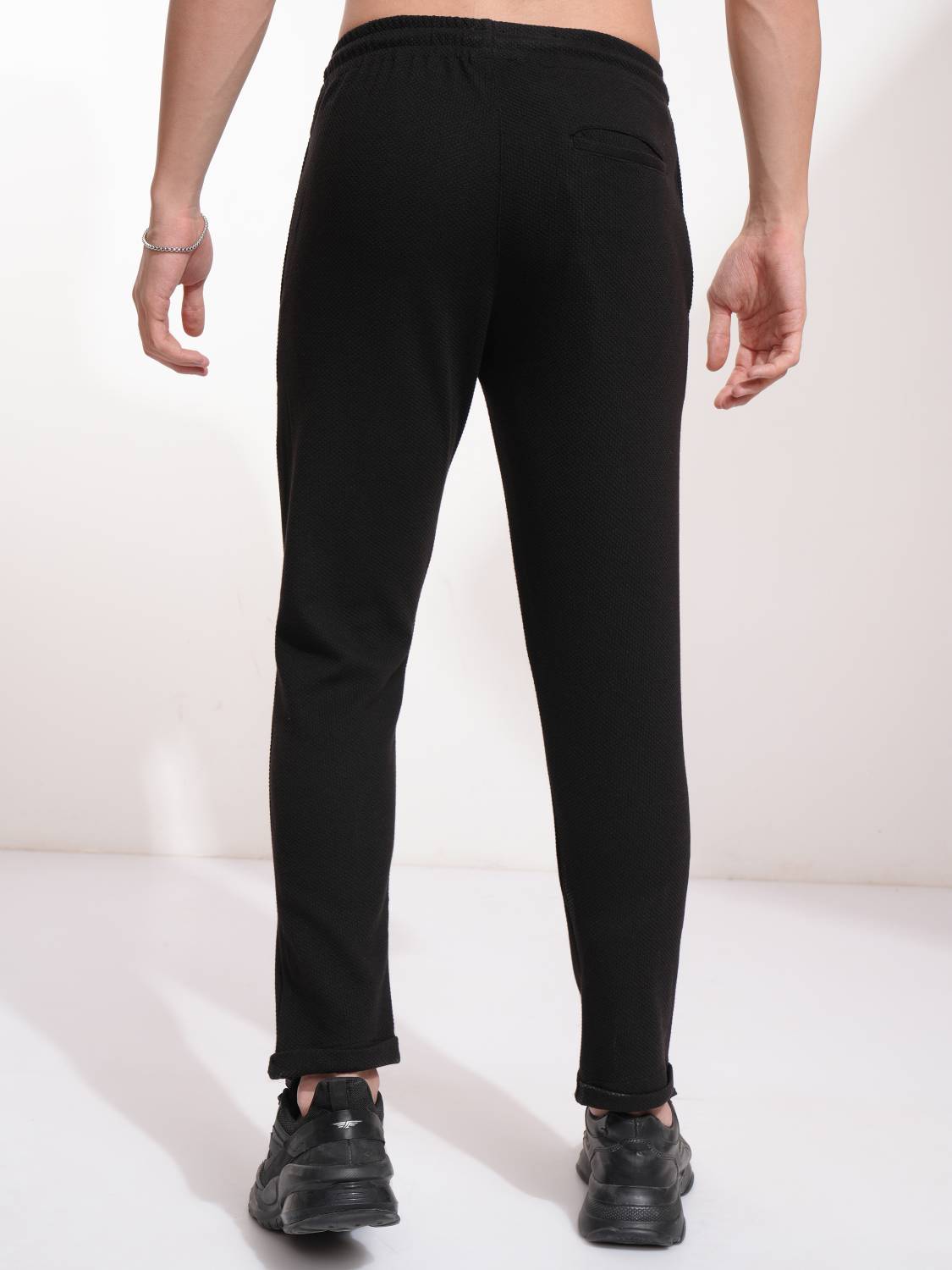 HIGHLANDER Popcorn Black Men Track Pants - Image 3