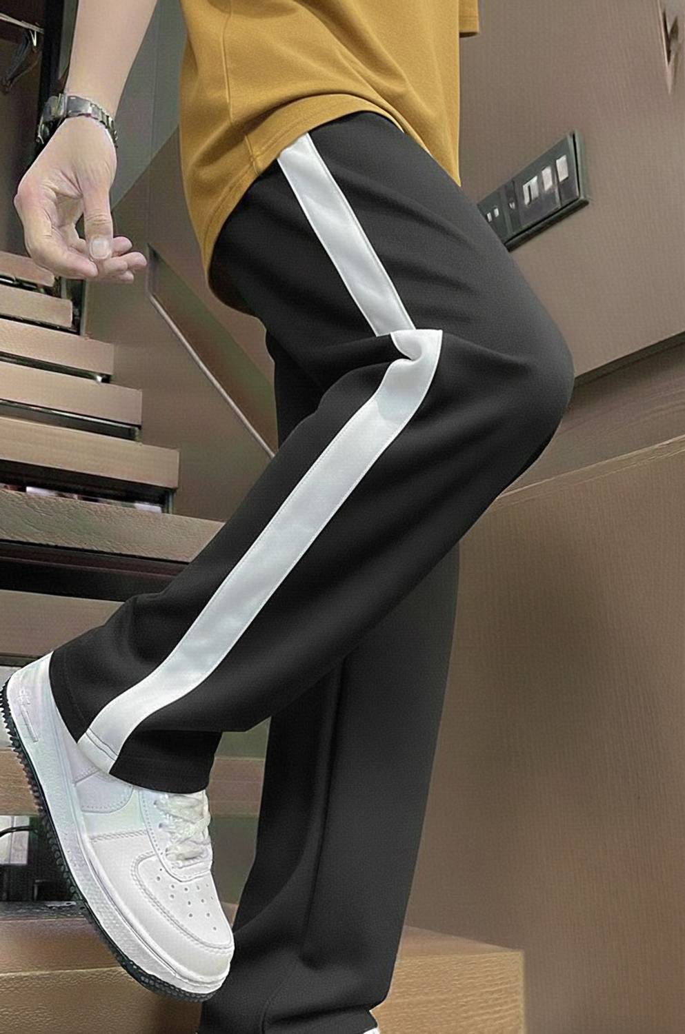 Dockstreet Loose Fit Men Multicolor Trousers