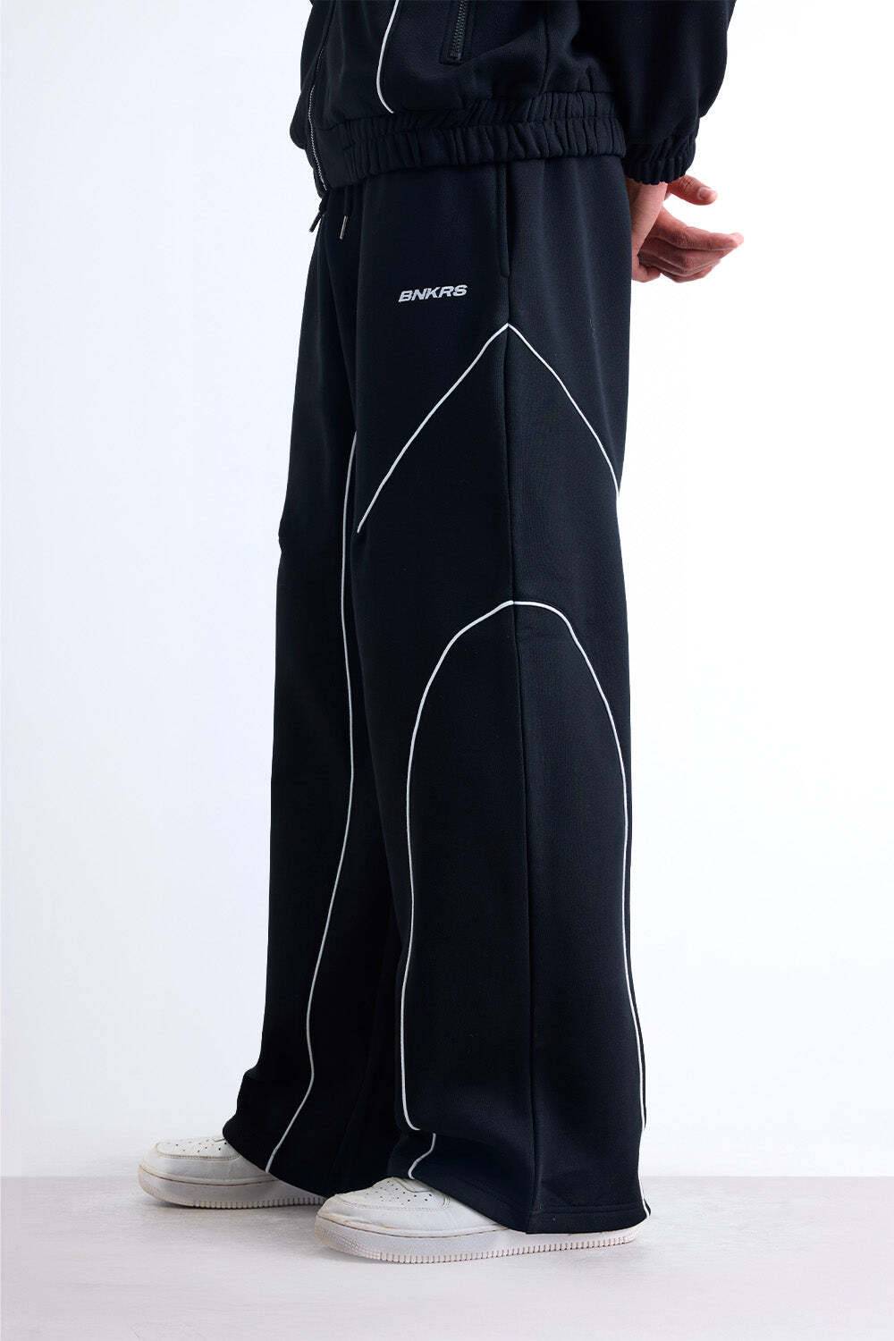 Bonkers Men Black Track Pants - Image 4
