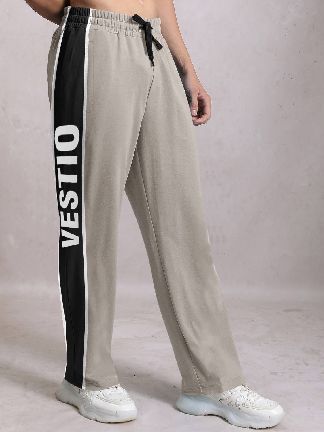 VESTIO Men Beige Printed Track Pants - Image 3