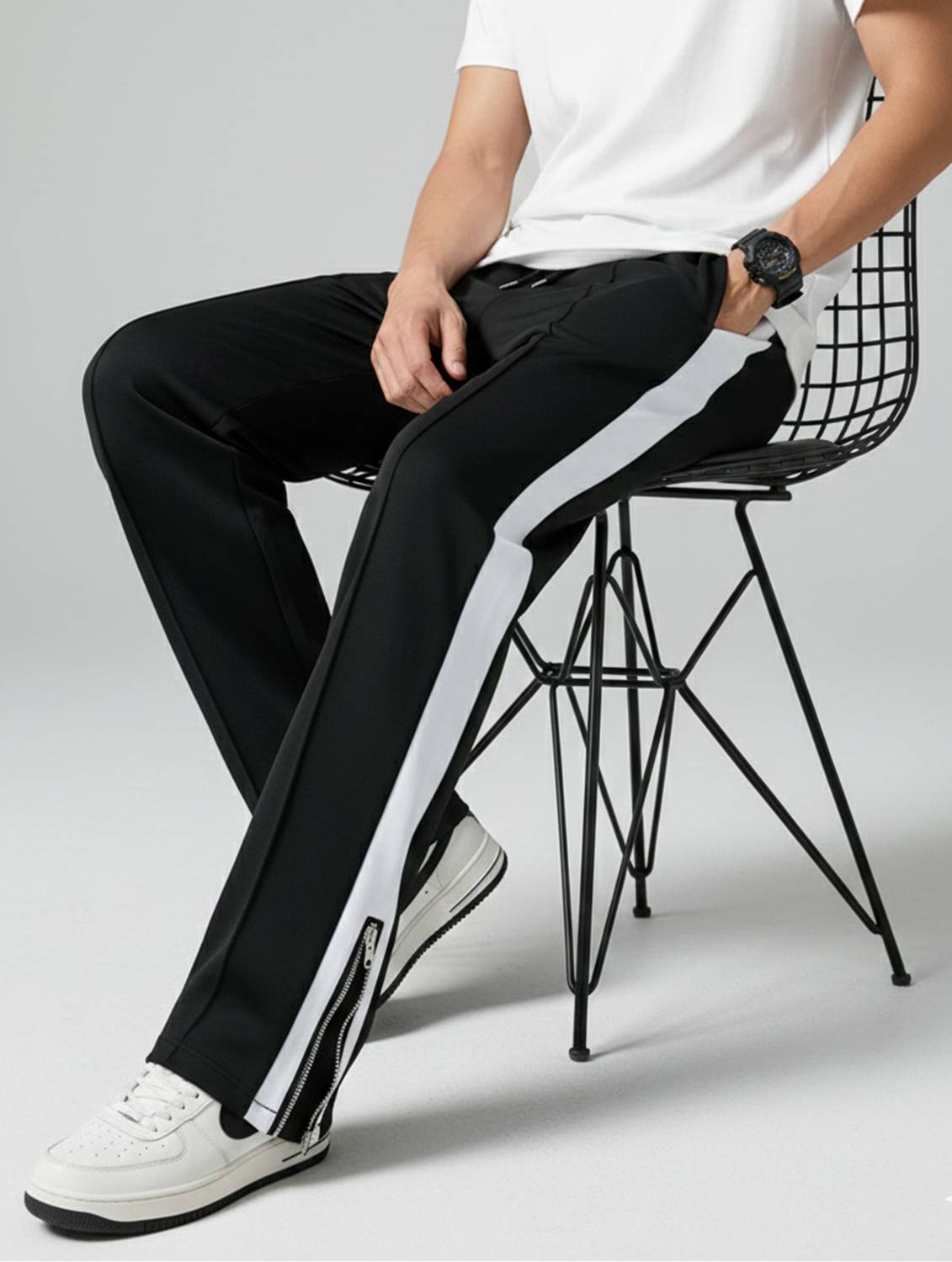 Jump Cuts Solid Men Black Track Pants - Buy Jump Cuts Solid Men