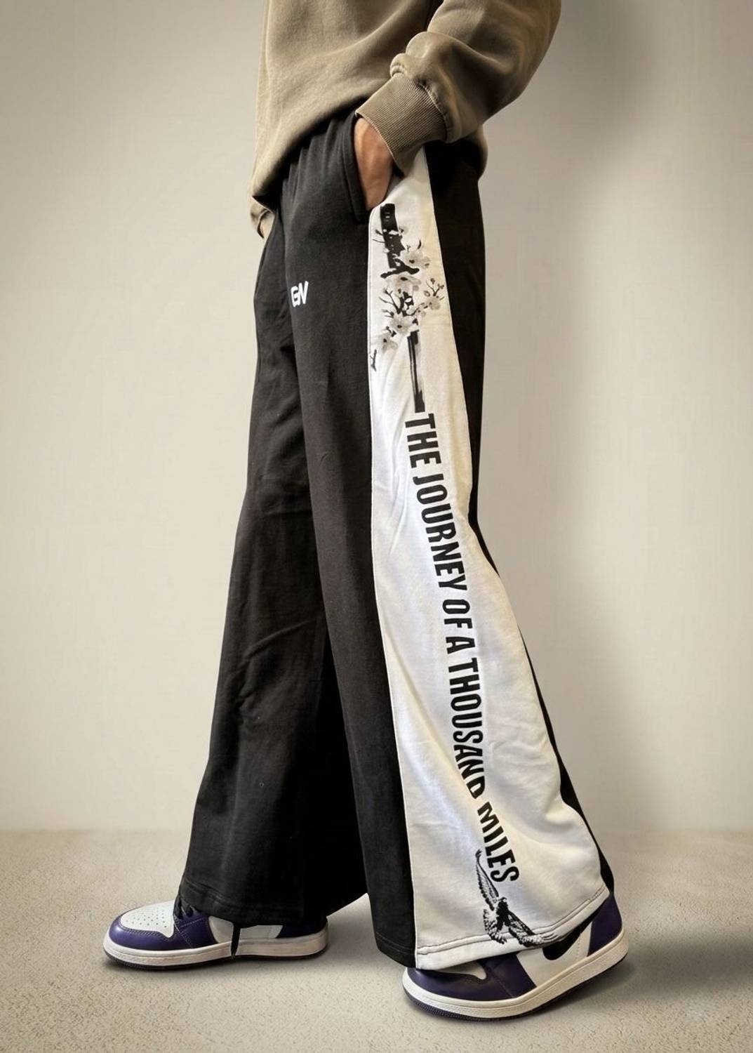 GRINKRAWEAR Printed Men & Women White Track Pants