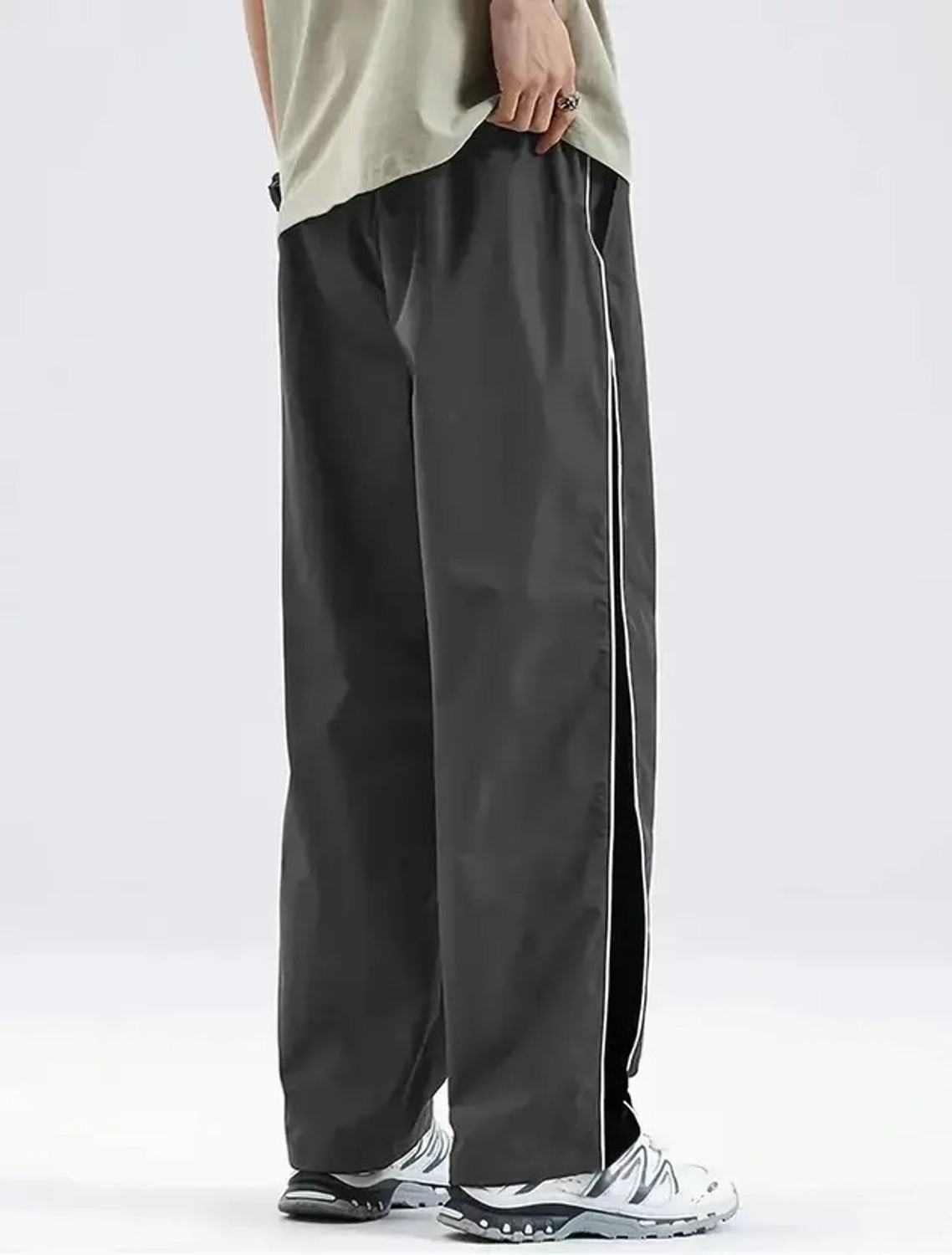 Image of Else & What Regular Fit Men Grey Trousers