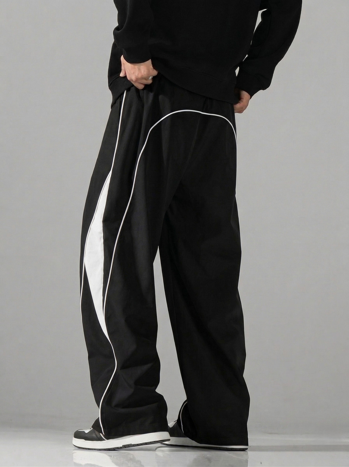 Image of VEXUA Striped Men White, Black Track Pants