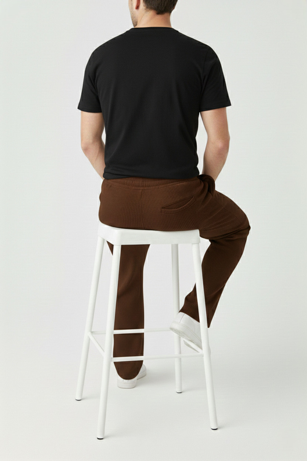 Image of VEXUA Solid Men Brown Track Pants