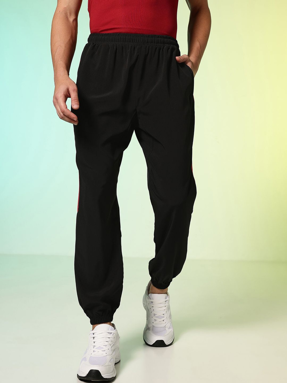 Image of HRX by Hrithik Roshan Men Printed Black Track Pants