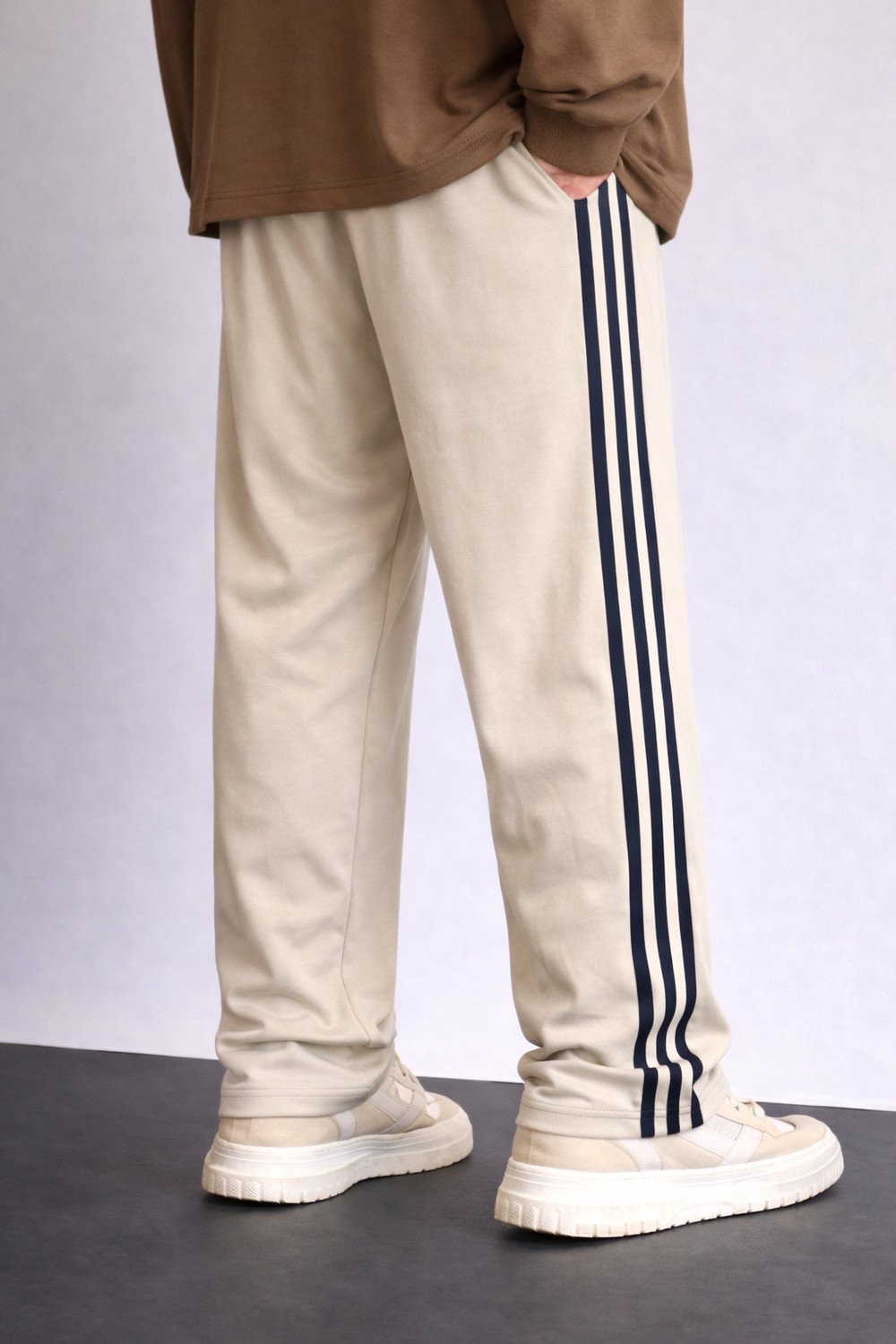 Image of Joggers Park Striped Men Beige Track Pants