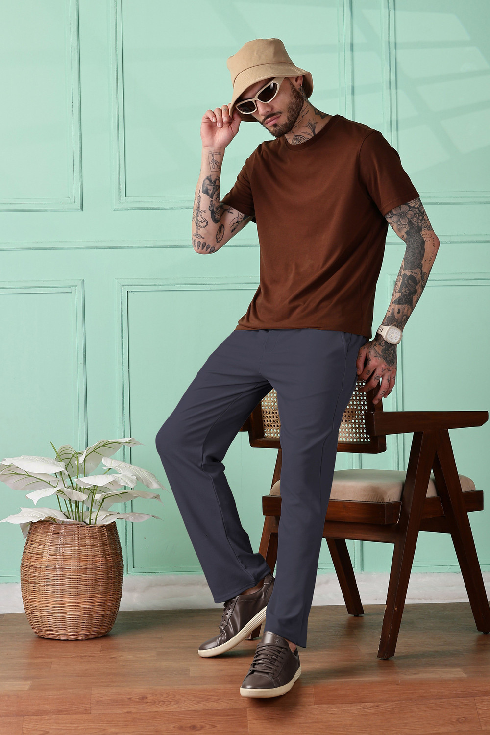 Image of Aurenza Men Solid Grey Track Pants
