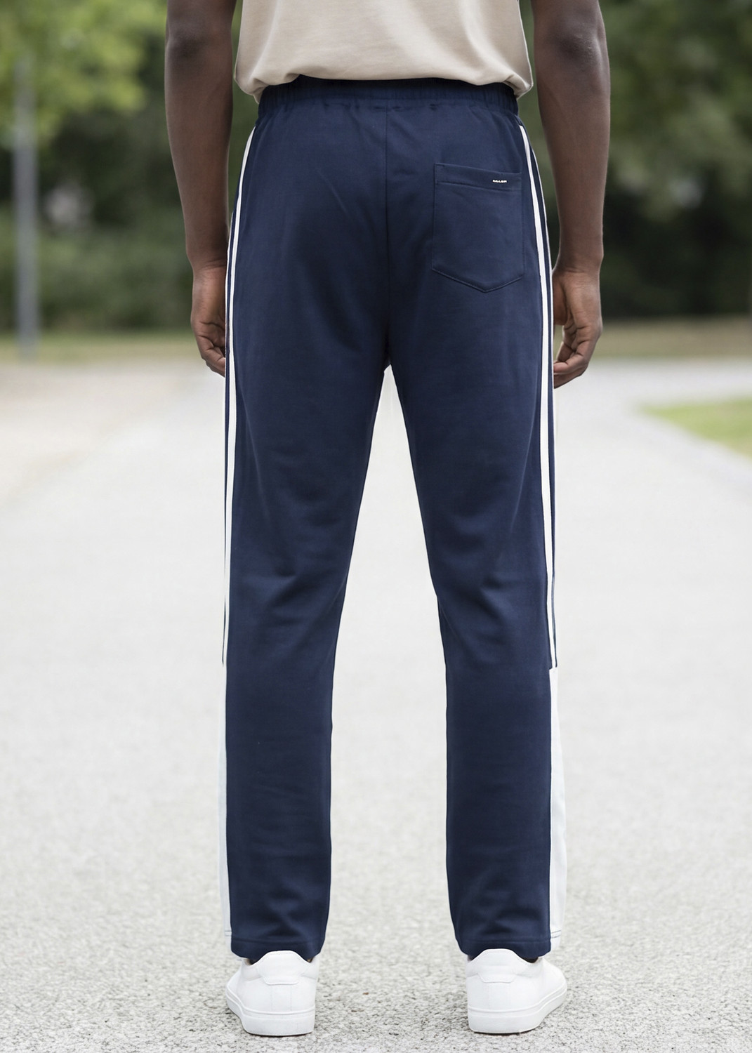 Image of KILLER Colorblock Men Dark Blue Track Pants