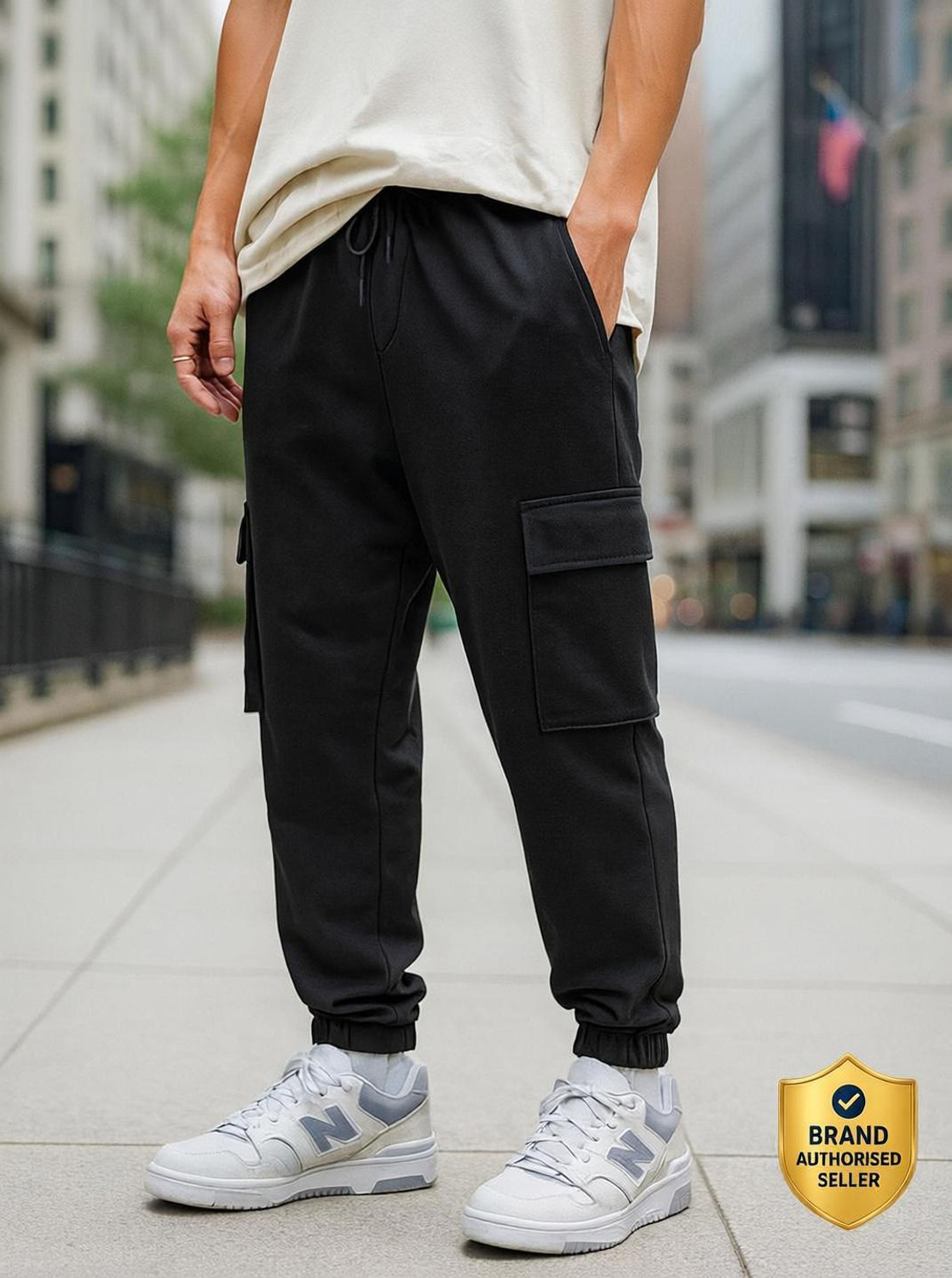 BEWAKOOF Solid Men Black Track Pants