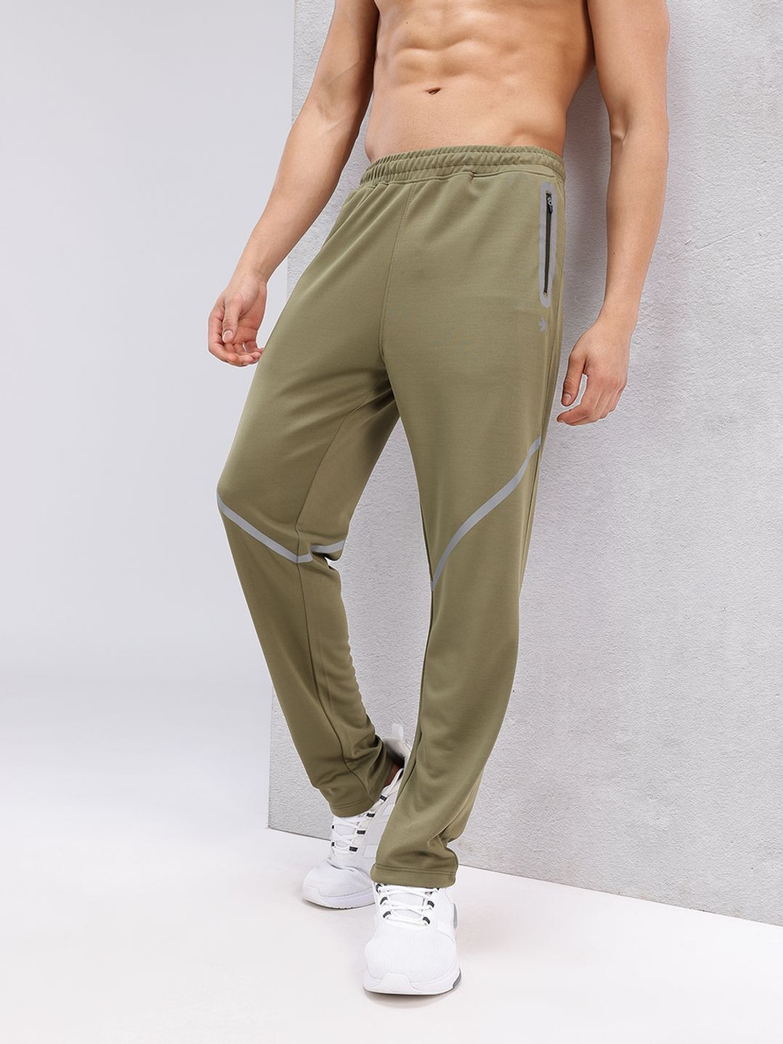 Image of HRX by Hrithik Roshan Solid Men Green Track Pants